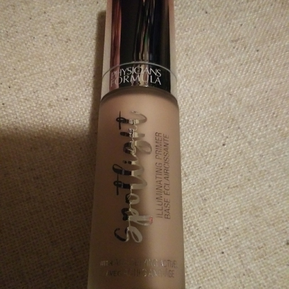 Physicians formula primer